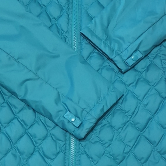 The North Face Shaded Pruce Quilted Jacket - Picture 8 of 12
